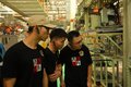 16岁“老司机”遇上超级工厂，他咋看？