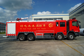 消防车不只是会喷水那么简单,这里面的救援门道还真多