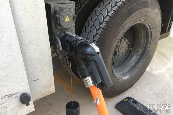 �¹�Ƶ�������ǿ���綯������簲ȫ��