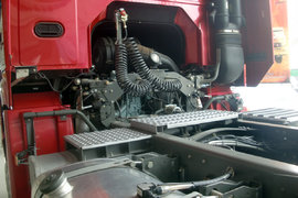 ����2̨&nbsp;����HOWO&nbsp;6X4ǣ����ֱ��2��Ԫ