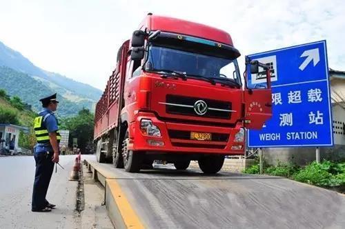 �������������ɱ�&nbsp;�򵥵Ľ�����˭��