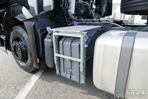 ������װ���ĸ����ʣ���˹������զ����