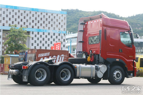 ������װ���ĸ����ʣ���˹������զ����