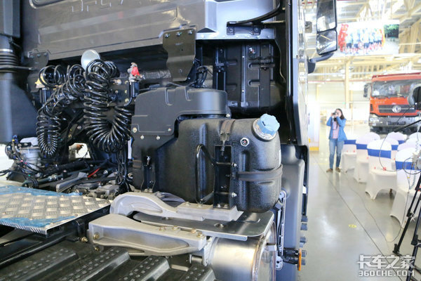 ������װ���ĸ����ʣ���˹������զ����