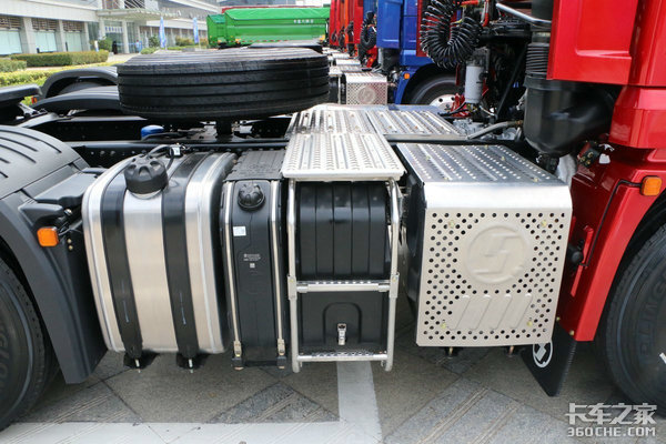 ������װ���ĸ����ʣ���˹������զ����