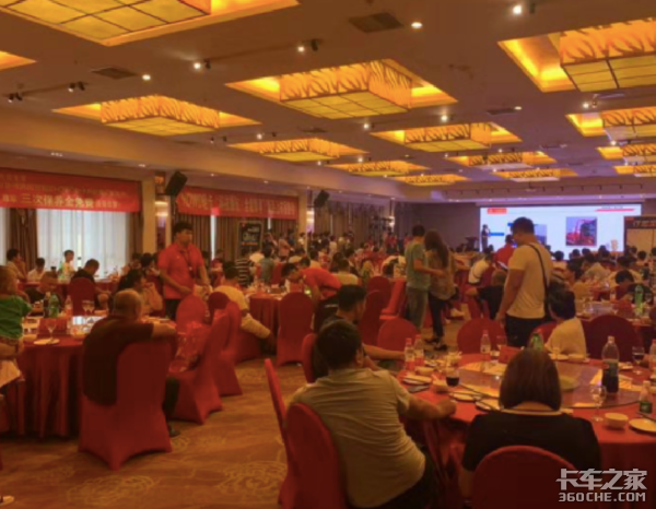 HOWO�ῨƷ����������������Բ������