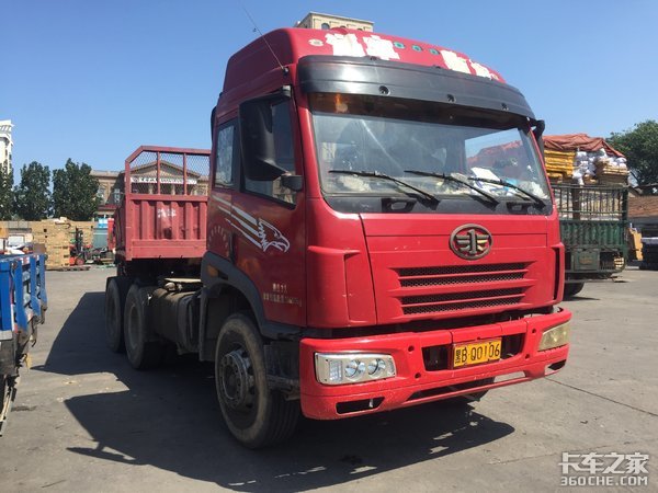 服役10年依然威风不减,这台解放J5P是否勾起了你的回忆?