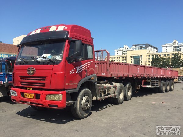 服役10年依然威风不减,这台解放J5P是否勾起了你的回忆?