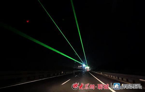 �ĳǸ������ݼ�����&nbsp;�ü�ʻԱ�����˯