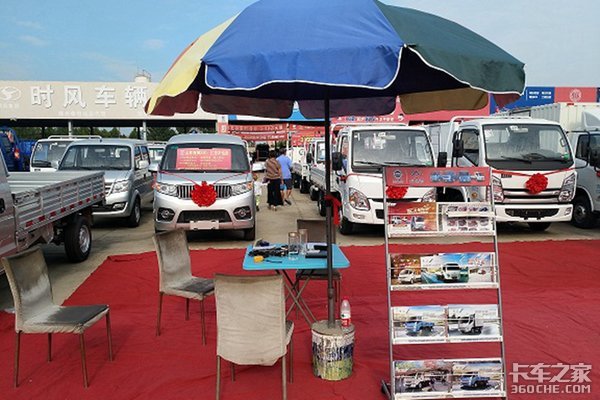 �������Ǿٰ�����Ծ����������Ծ����