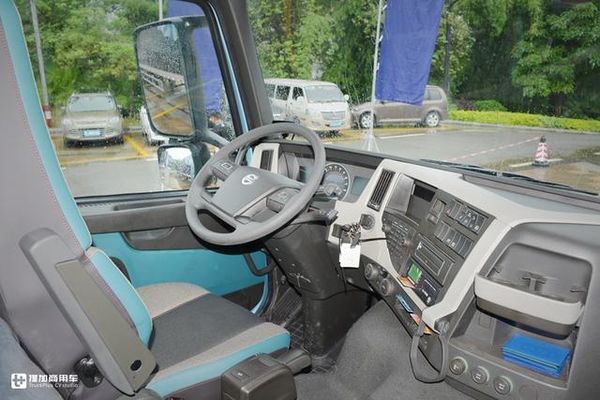 ���������г�&nbsp;Խ��Խϲ���߶˽��ڿ���?