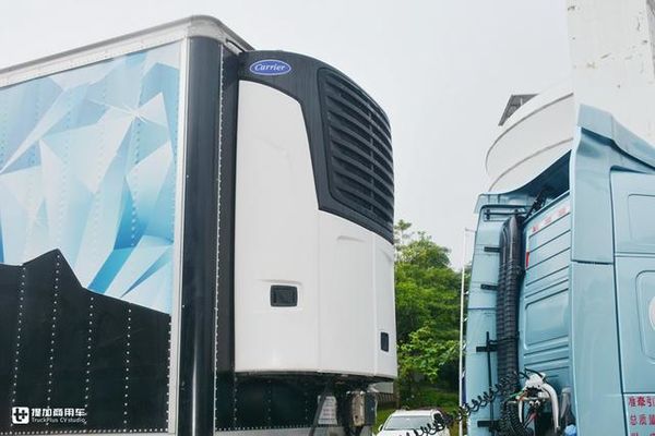 ���������г�&nbsp;Խ��Խϲ���߶˽��ڿ���?