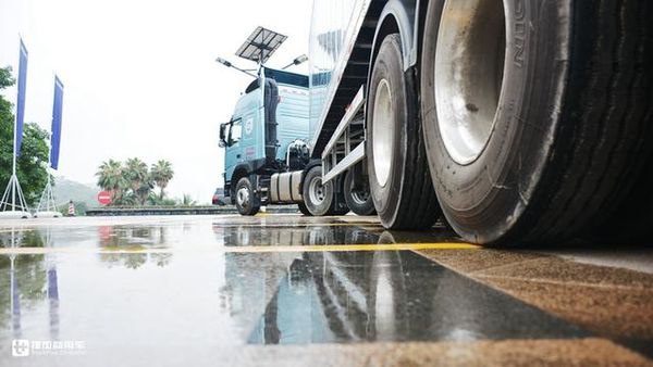 ���������г�&nbsp;Խ��Խϲ���߶˽��ڿ���?