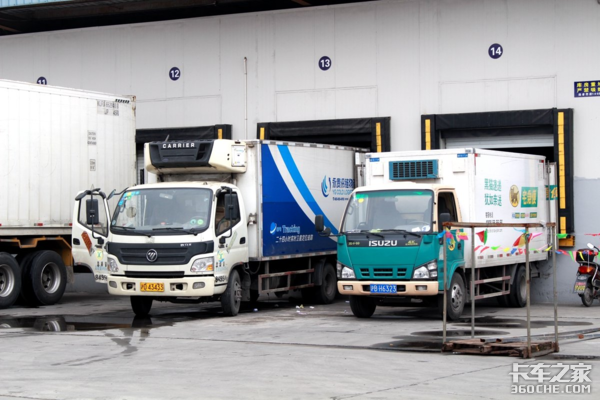 ������س��г�&nbsp;���ｭ������λ��ǰ��