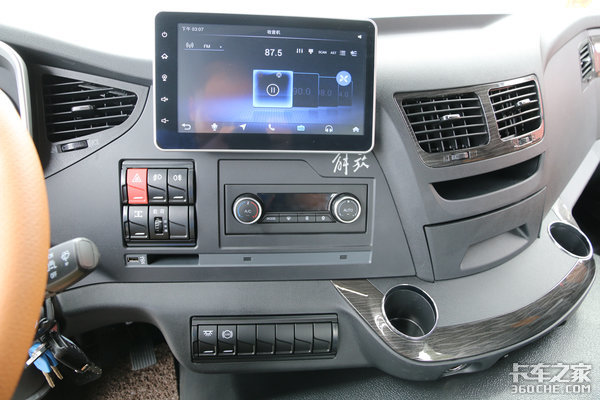 ߿Ƽӳּʻ 2.0J6PдԻ