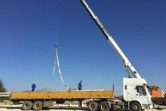 Ϊ��Ǯȥ���޿�����  ���Ŷ��ô�AK47��