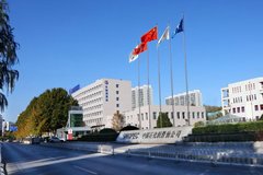 ��ʮ���ػ��������ͣ��й�����ͬ·��