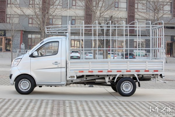 微卡也开始装气刹了，这承载力是要赶超轻卡的节奏啊！