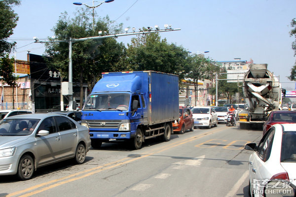 �ɶ�:�������ֻ�&nbsp;22�׳����������ץ��