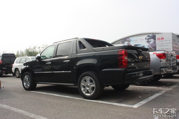 从福特和通用你死我活的争夺中,我们能学到什么?