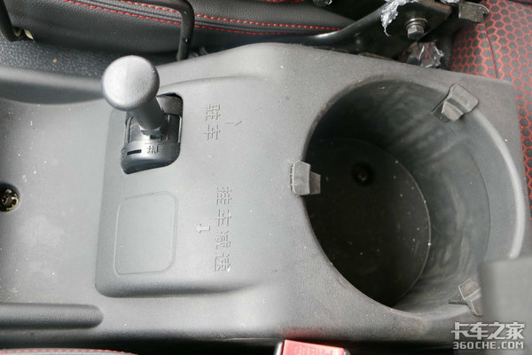 ���J6L�Ͷ������KR&nbsp;�����п���ѡ˭��