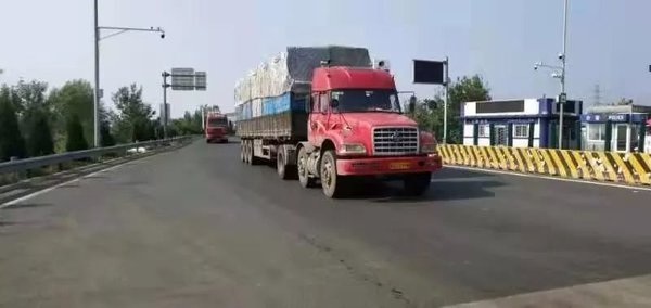 400��������˾������&nbsp;��ƭ�Ӻ��˺�����