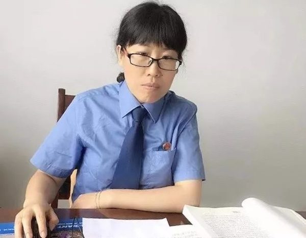 400��������˾������&nbsp;��ƭ�Ӻ��˺�����