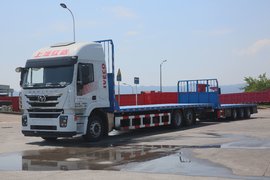 百辆中置轴平板车成功交付用户 上汽红岩为物流行业注入“强心剂”