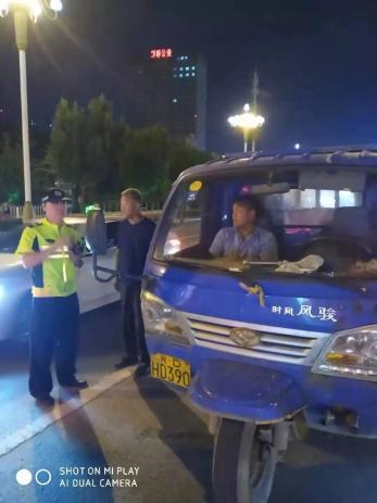 ������������ӿ�չ�����Υ����������