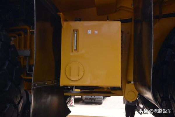 可独当一面!柳工DR100C的超级矿山车!