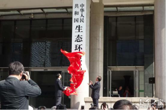 再谈重型卡车排放:国六标准重点在哪里