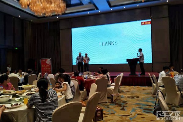 �ϳ��ڷ���ó����ͻ���Ʒ�ƽ��