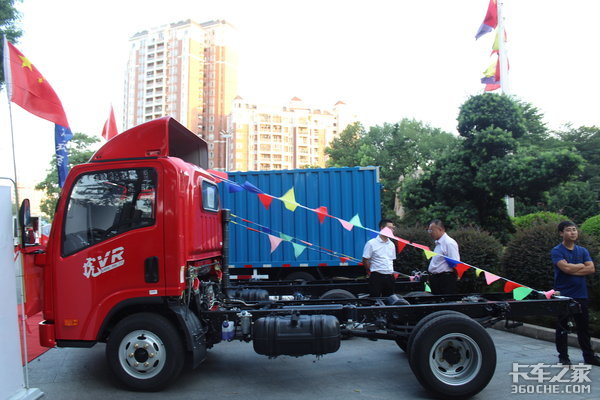 һ������Ῠ��VR��ݸ¡������