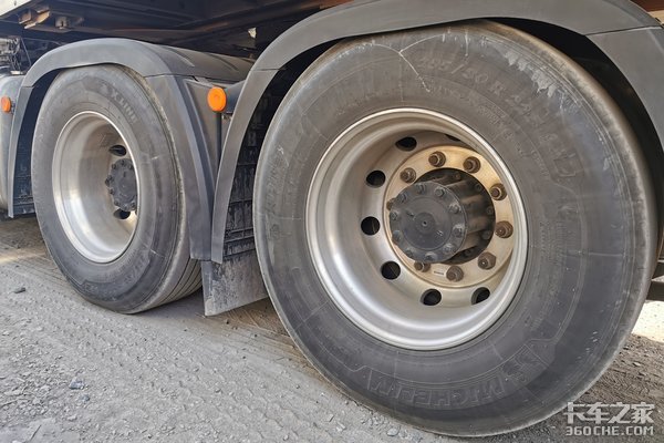 一路向西去新疆(3):全程3419公里,百公里油耗32.1升!