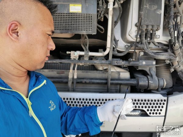 一路向西去新疆(3):全程3419公里,百公里油耗32.1升!