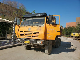 工地上的大黄蜂,这台5万5买的二手陕汽奥龙我很满意