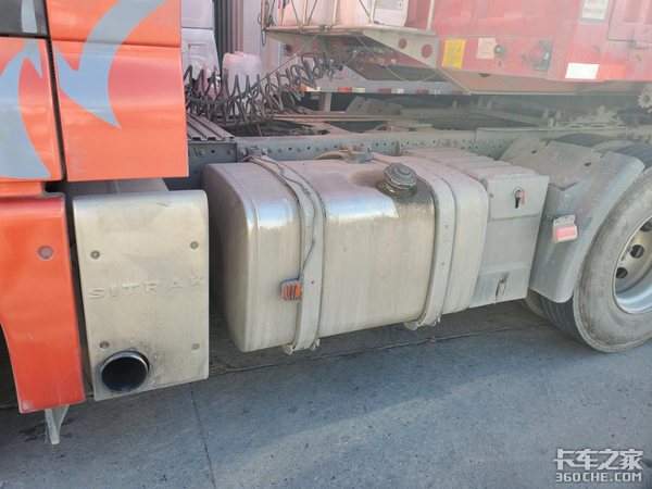 ���˴�Һ�����������ǵ¿�&nbsp;����ȴ����