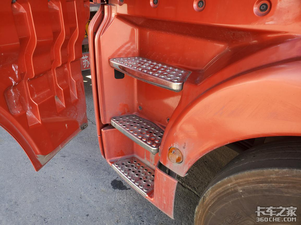 ���˴�Һ�����������ǵ¿�&nbsp;����ȴ����