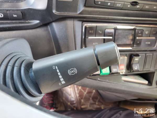 ���˴�Һ�����������ǵ¿�&nbsp;����ȴ����