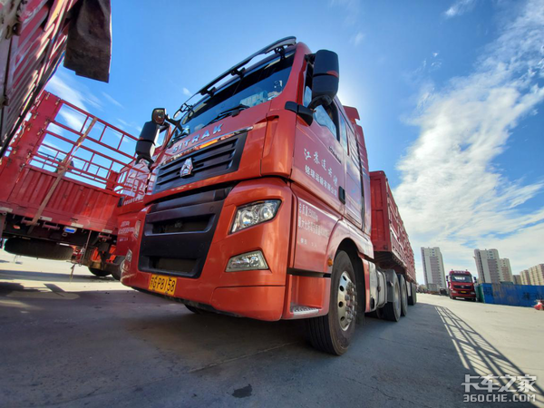 ���˴�Һ�����������ǵ¿�&nbsp;����ȴ����