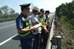 桂林高速管理处:路警企安全联合巡查!