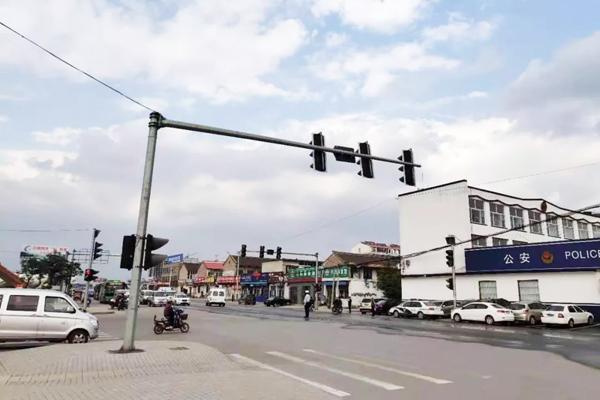 ����&nbsp;9��26���ζ���·����G207��ʩ��