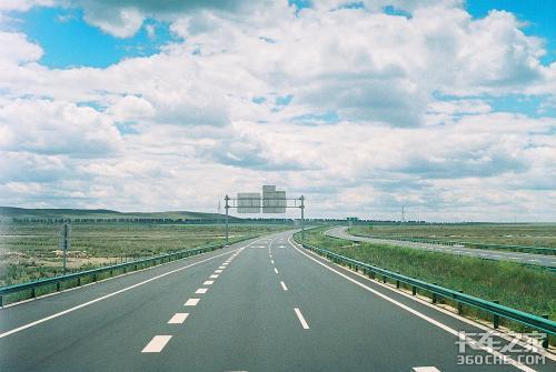 卡车要想高效编队行驶 必须解决4大难题