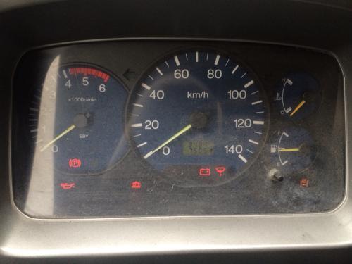 貨車發(fā)動(dòng)機(jī)故障燈亮起 該怎么處理呢？