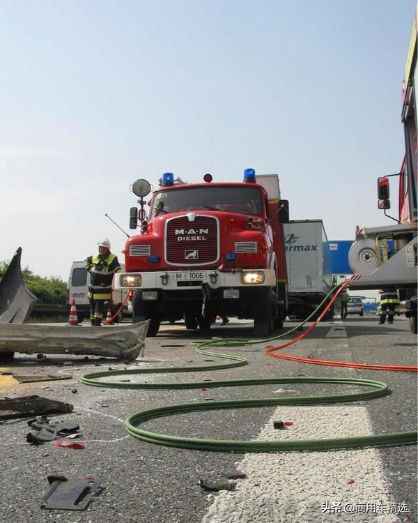 33�공�����һ�ߣ�1986��ĳ�ͷ������