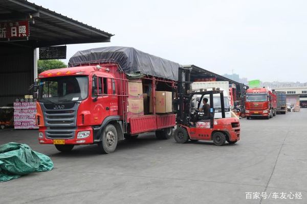 国庆假期卡车司咋过 多数在车上坚守 - 第3张 - 提加商用车网 国庆假期卡车司咋过 多数在车上坚守 - 第3张