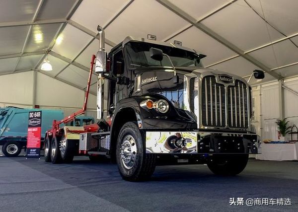 美国Autocar 发布混凝土工程车DC64系列