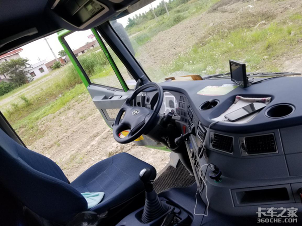 红岩杰狮渣土车 我的能量 超乎你的想象