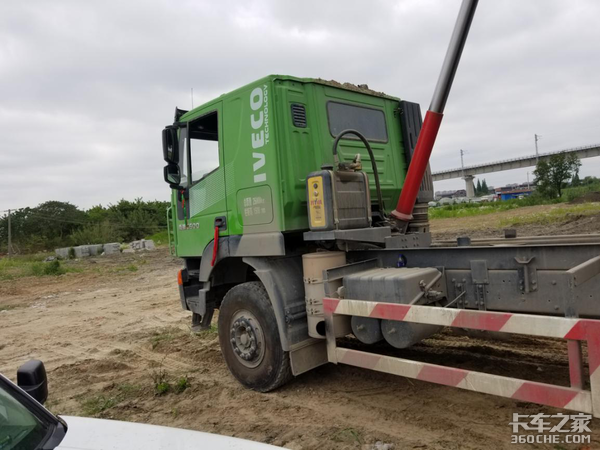红岩杰狮渣土车 我的能量 超乎你的想象