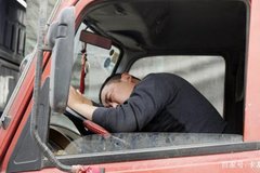 ����˾��50%����û�����ϱ��� ��ν��